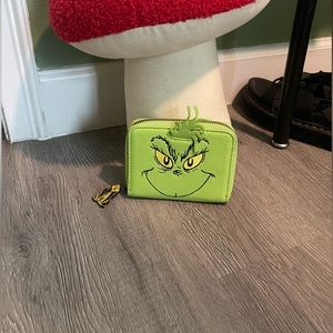 Loungefly Grinch Wallet